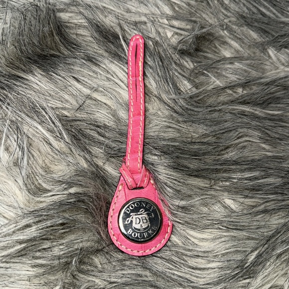 Vintage Dooney & Bourke Hot Pink “Nile” Barrel Purse - Picture 7 of 7